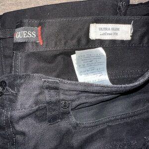 MENS BLACK RIPPED GUESS JEANS